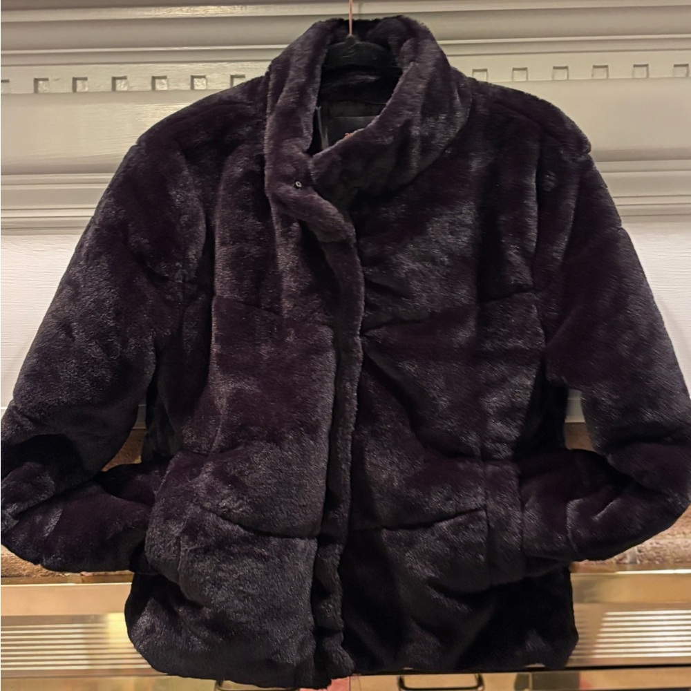 Ambiance Outerwear Black Faux Fur Zip-Up Sweater Jacket Women's Size Medium